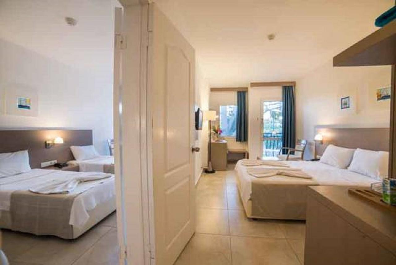 Hotel Seaside Club 3*