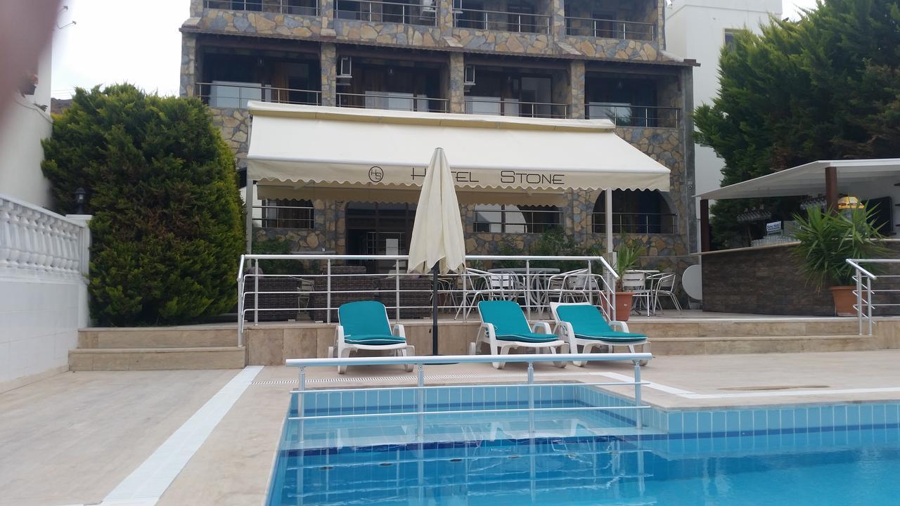 Stone Hotel *