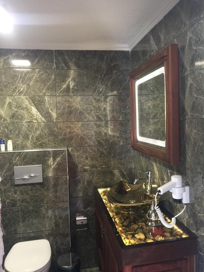 Hotel Stone *