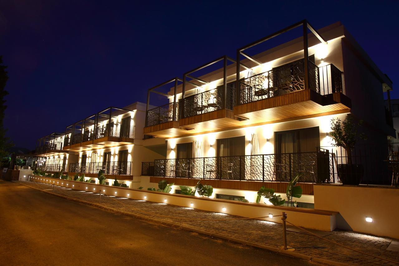 Hotel Eskiceshme Marina (adults Only)