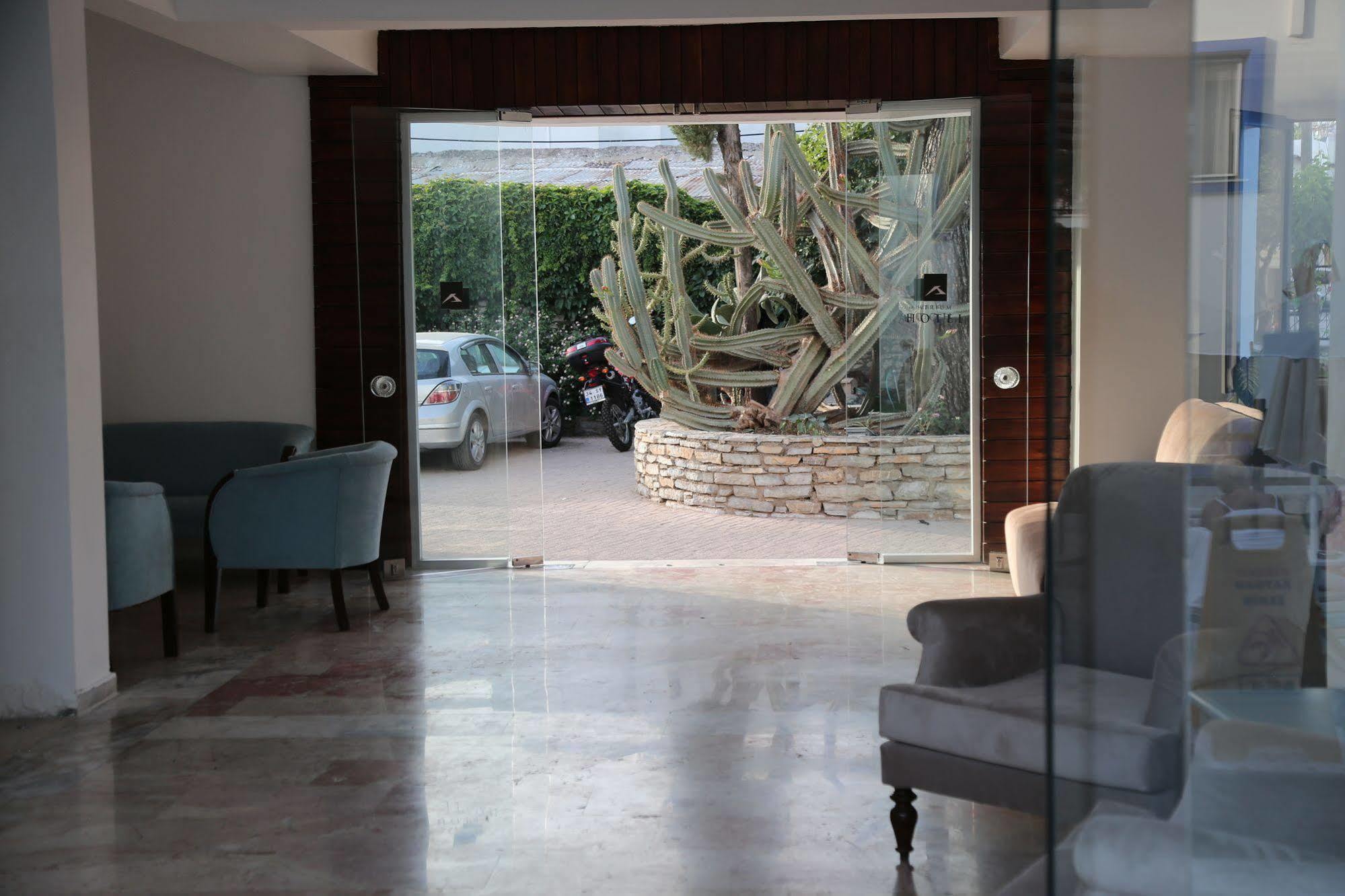 Atrium Hotel