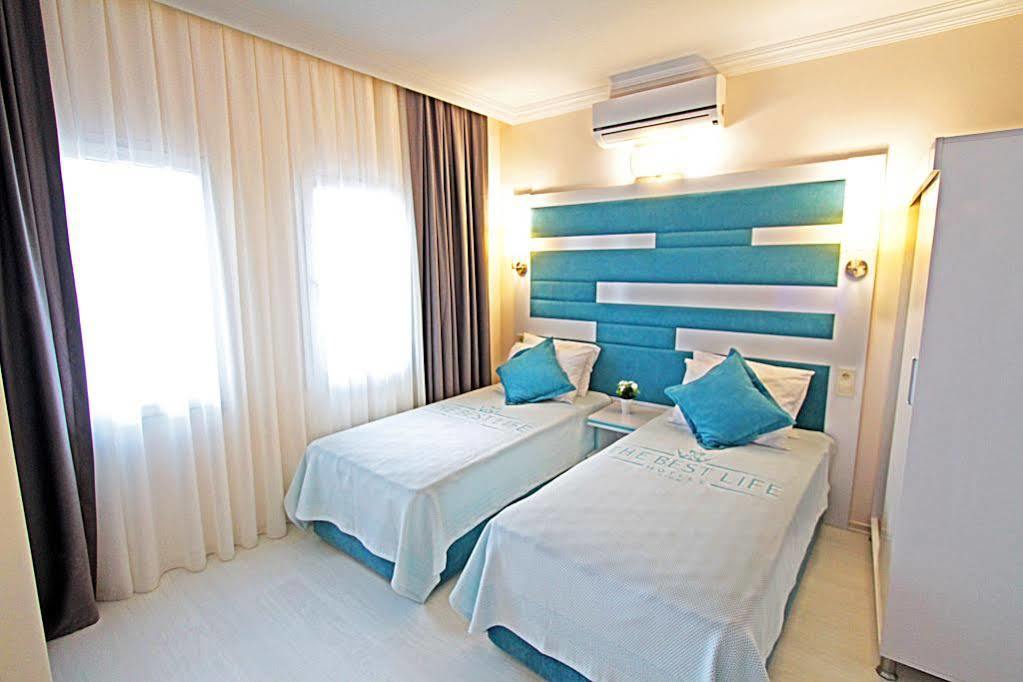 Bed & Breakfast The Life Center 3*