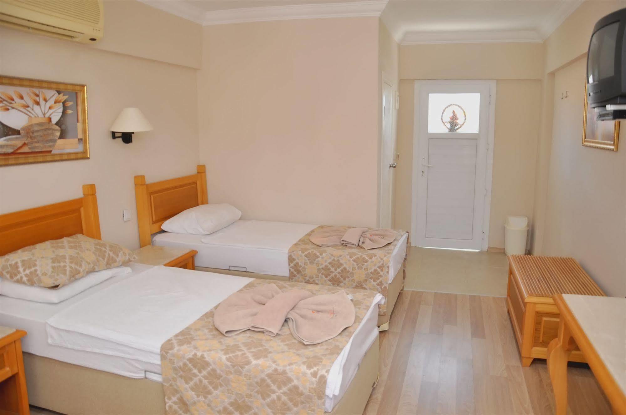 Can Hotel Hotel 2*