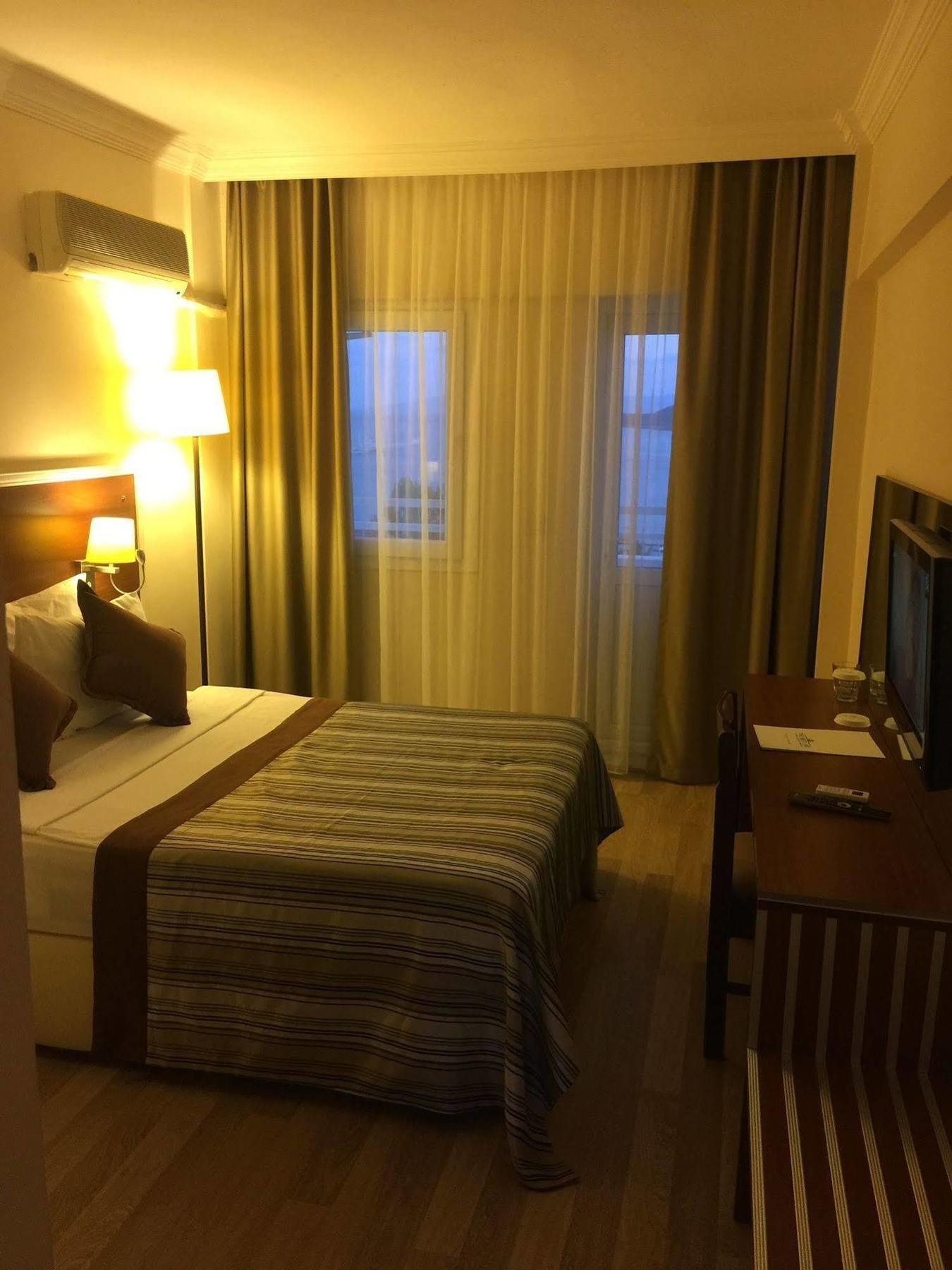 The Life Gumbet Hill Hotel