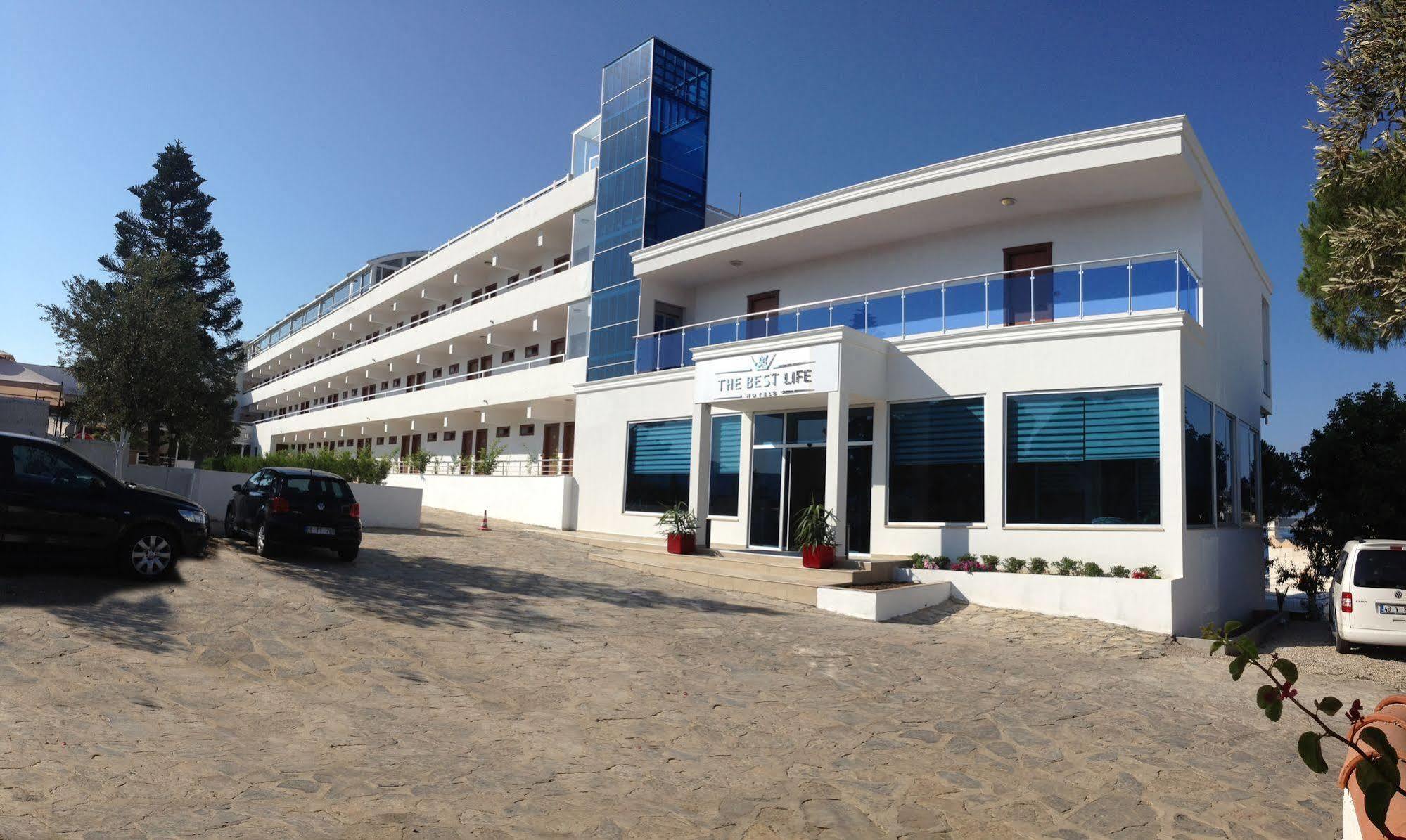 The Life Gumbet Hill Hotel