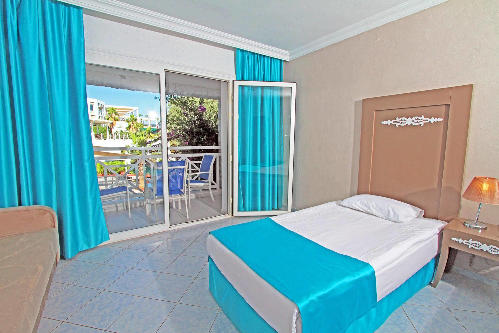 Resort Rexene 4*