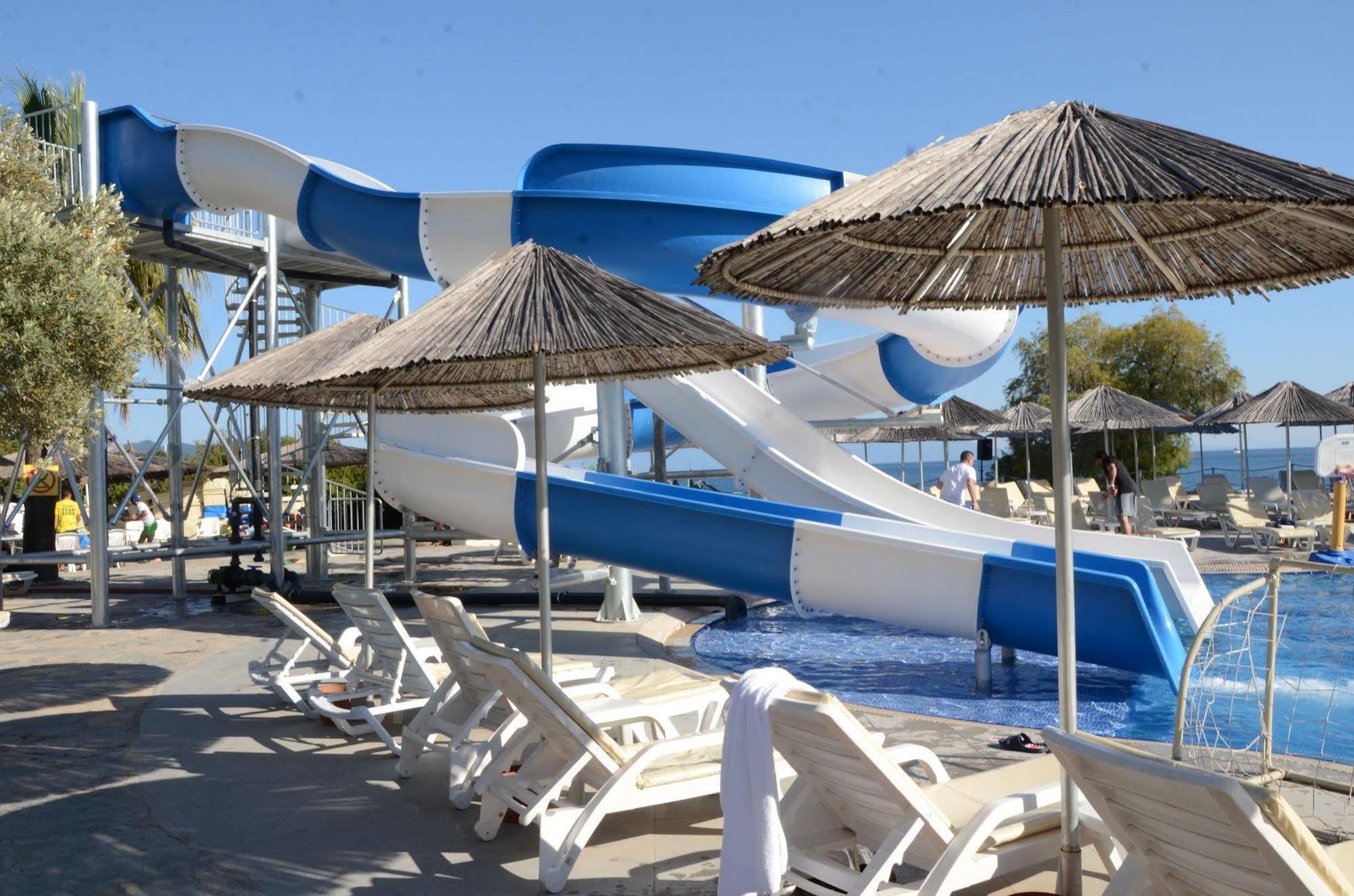 Rexene Resort 4*