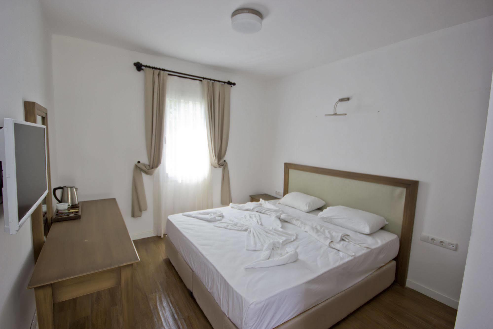 Kos Hotel 3*