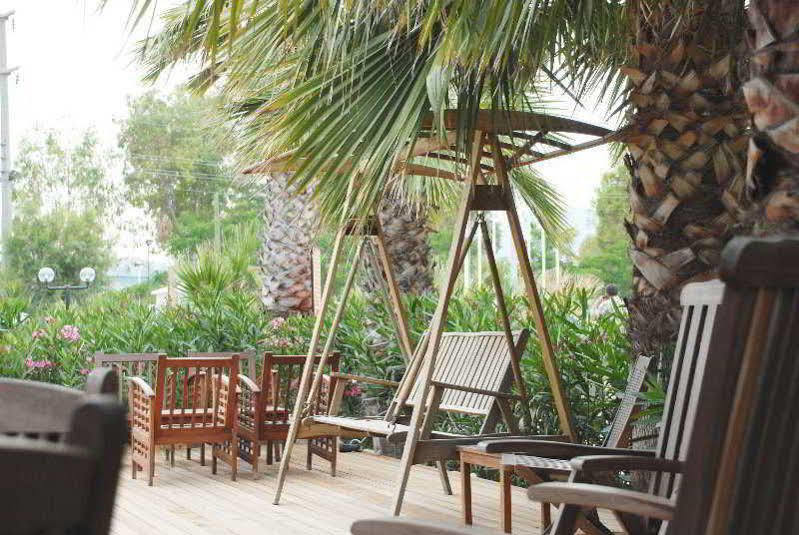Anadolu 4*