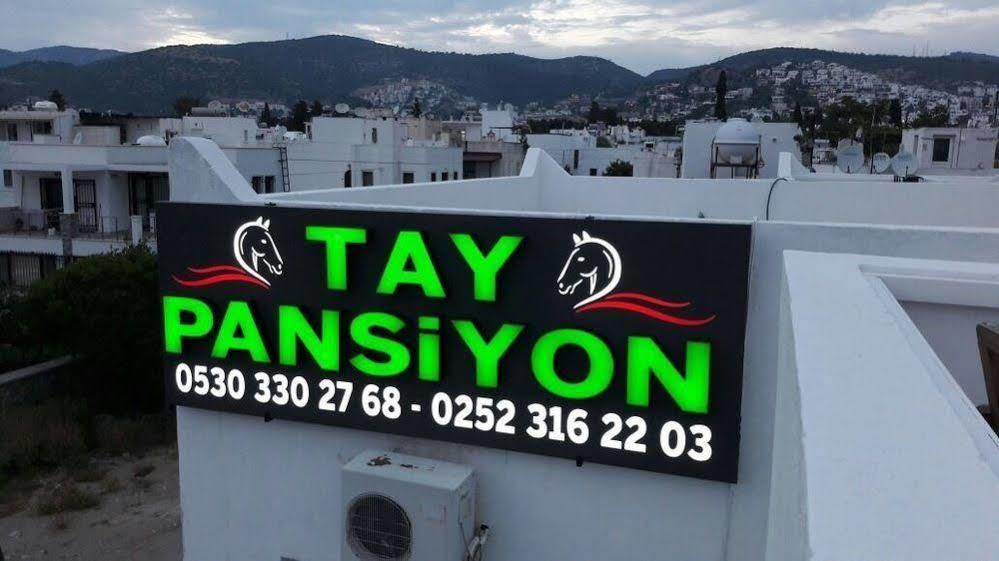 Acomodação com café da manhã  Tay 4*