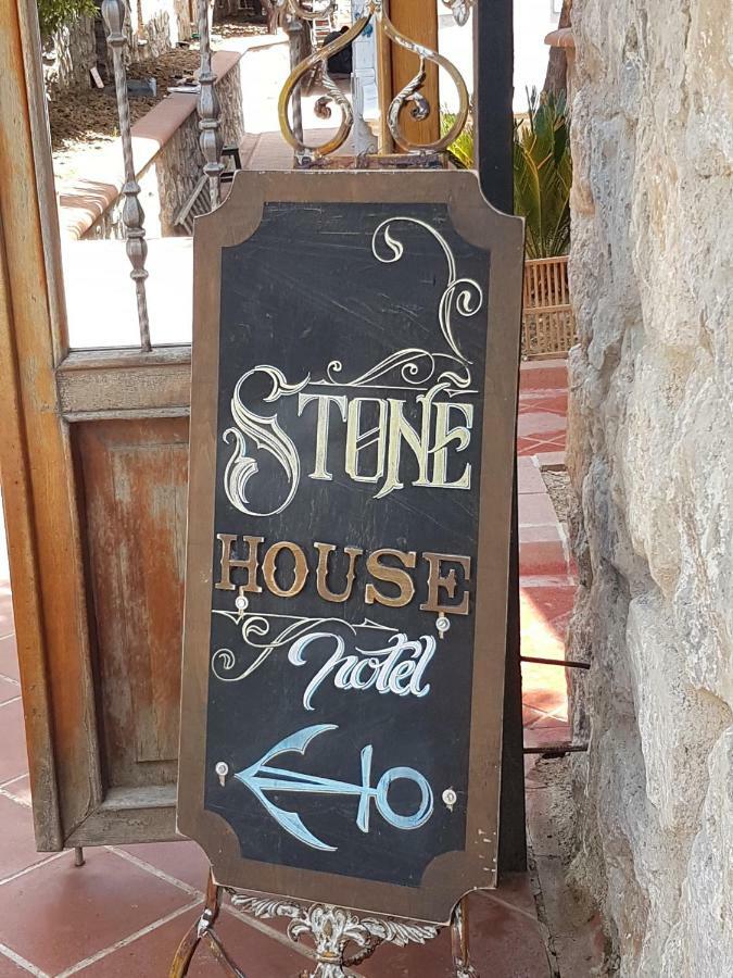 Aparthotel Stone House