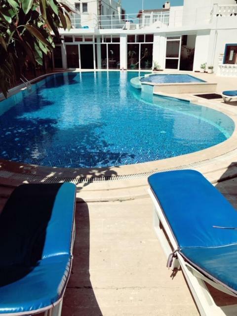 Blu Otel *