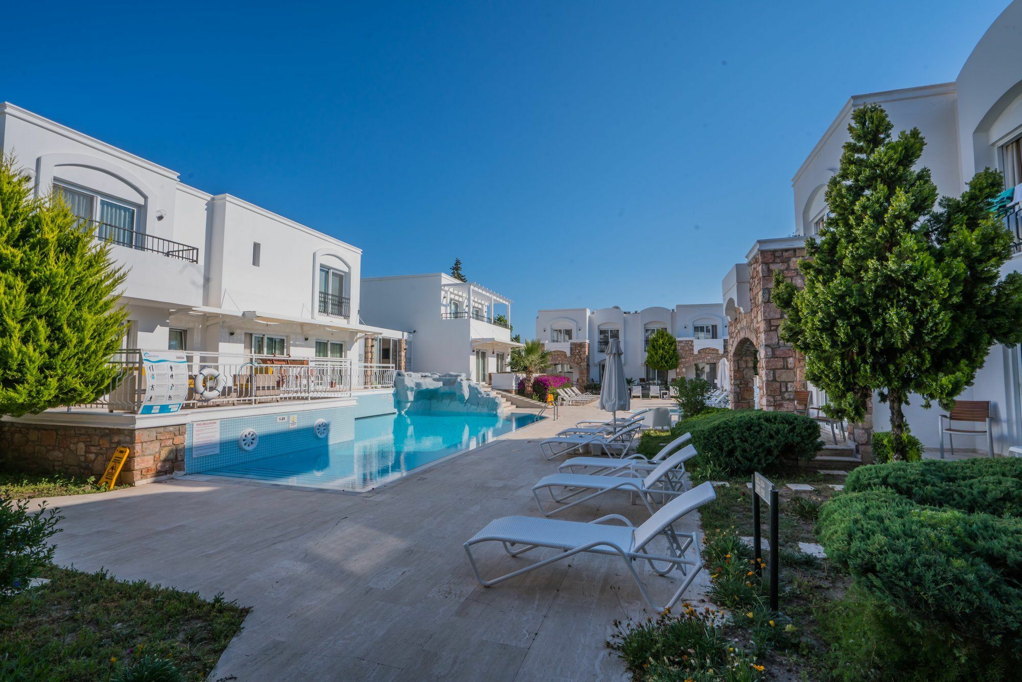 Costa Sariyaz Hotel