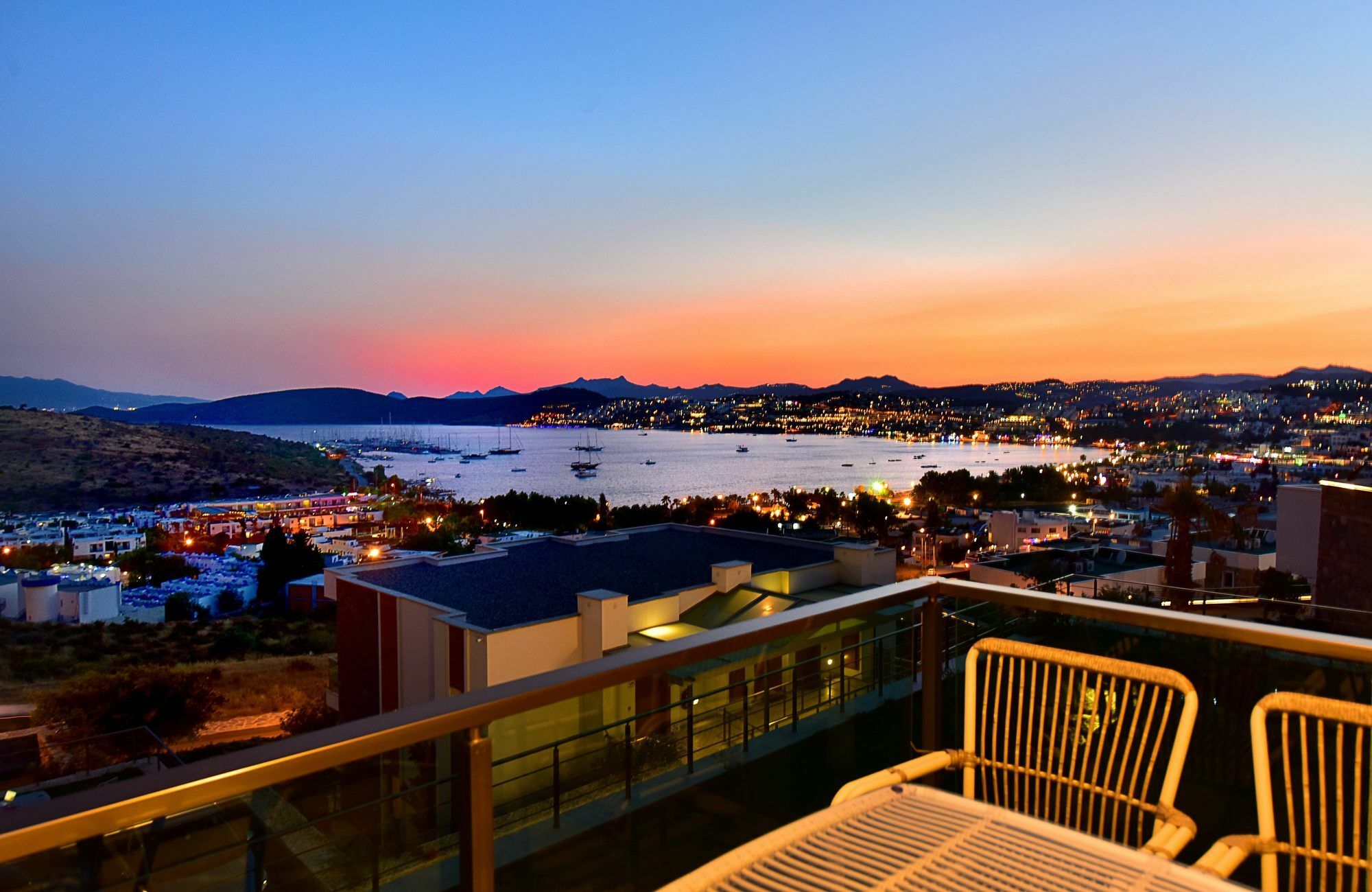 Aparthotel Degirmenburnu 3*