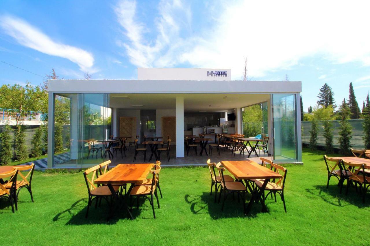 My Bitez Bed & Breakfast *