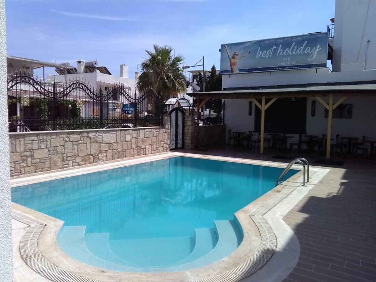 Aparthotel Wb Weekend 3*