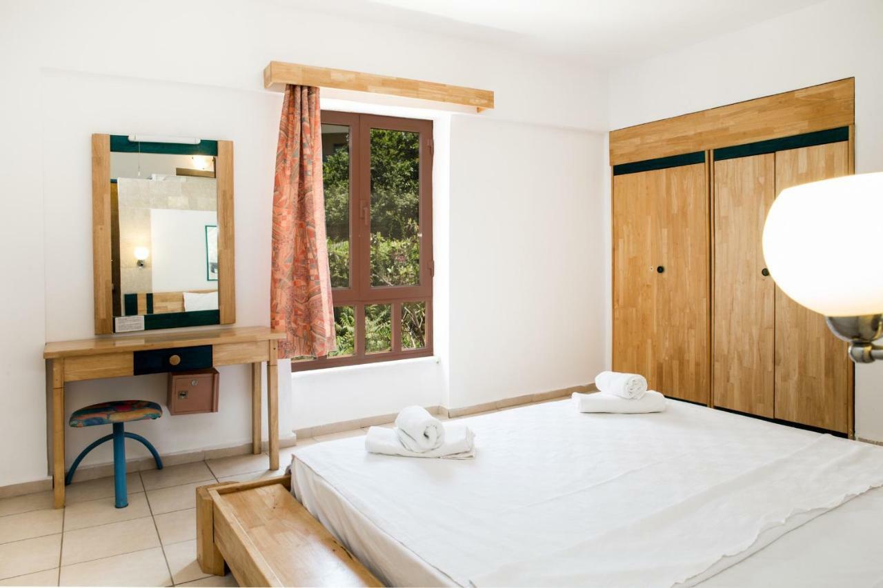 Tilkicik Yali Daireleri Club Flipper Yalikavak Tatil Evi