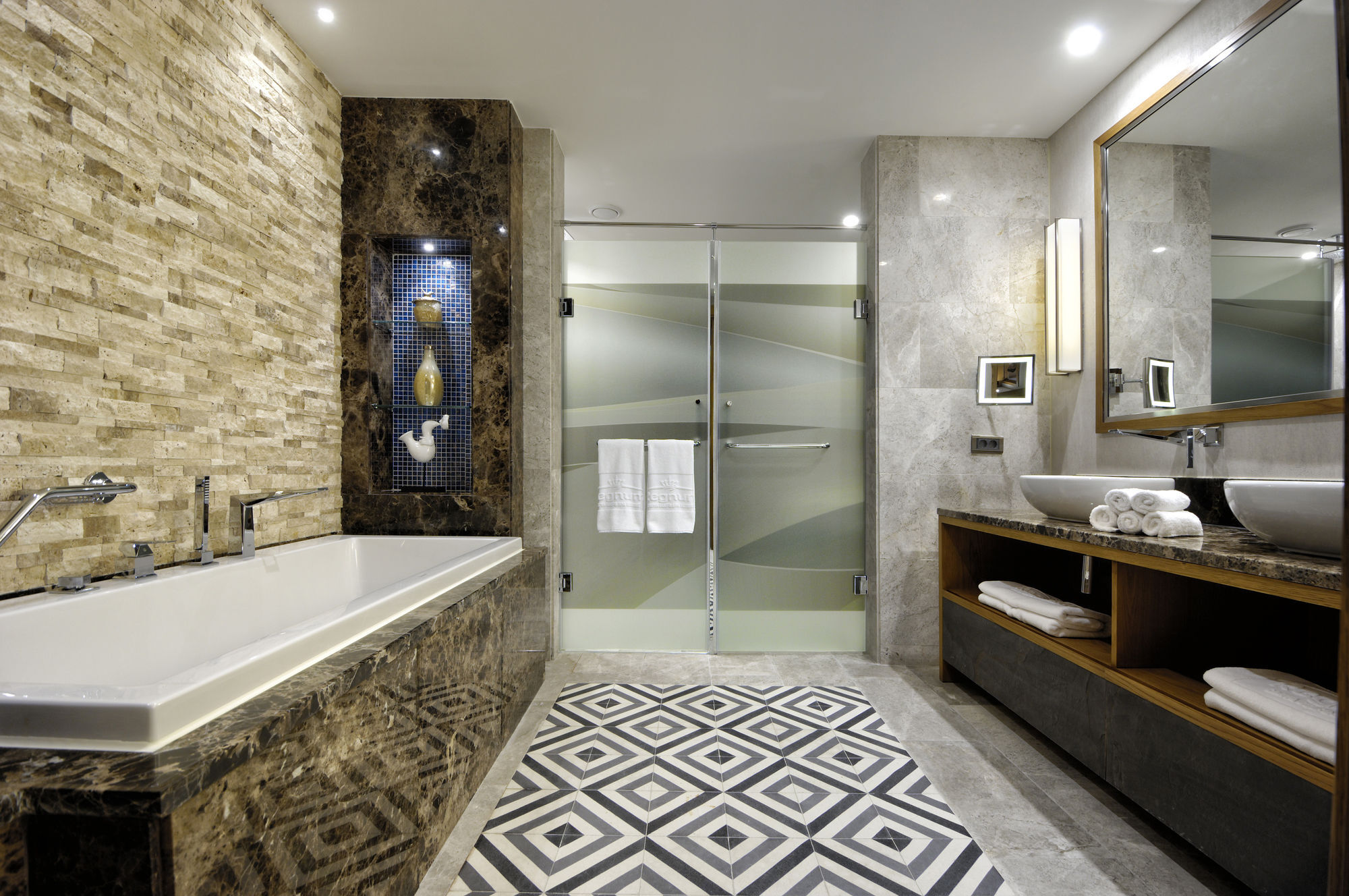 Hotel Regnum Escana