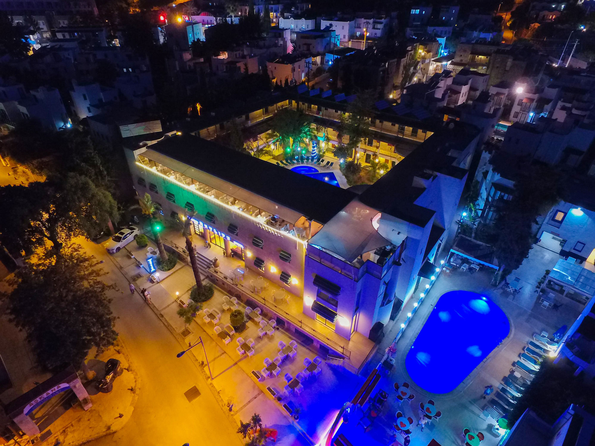 Skylife Hotel 3*