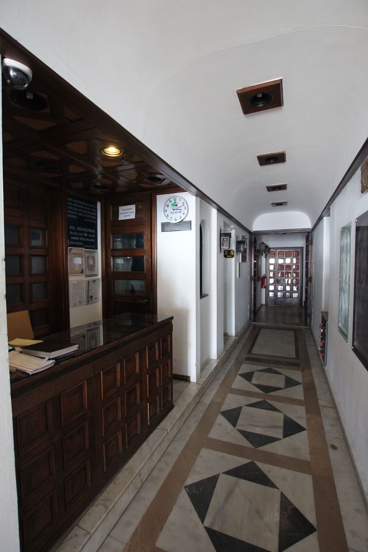 Dinc Bed & Breakfast 3*