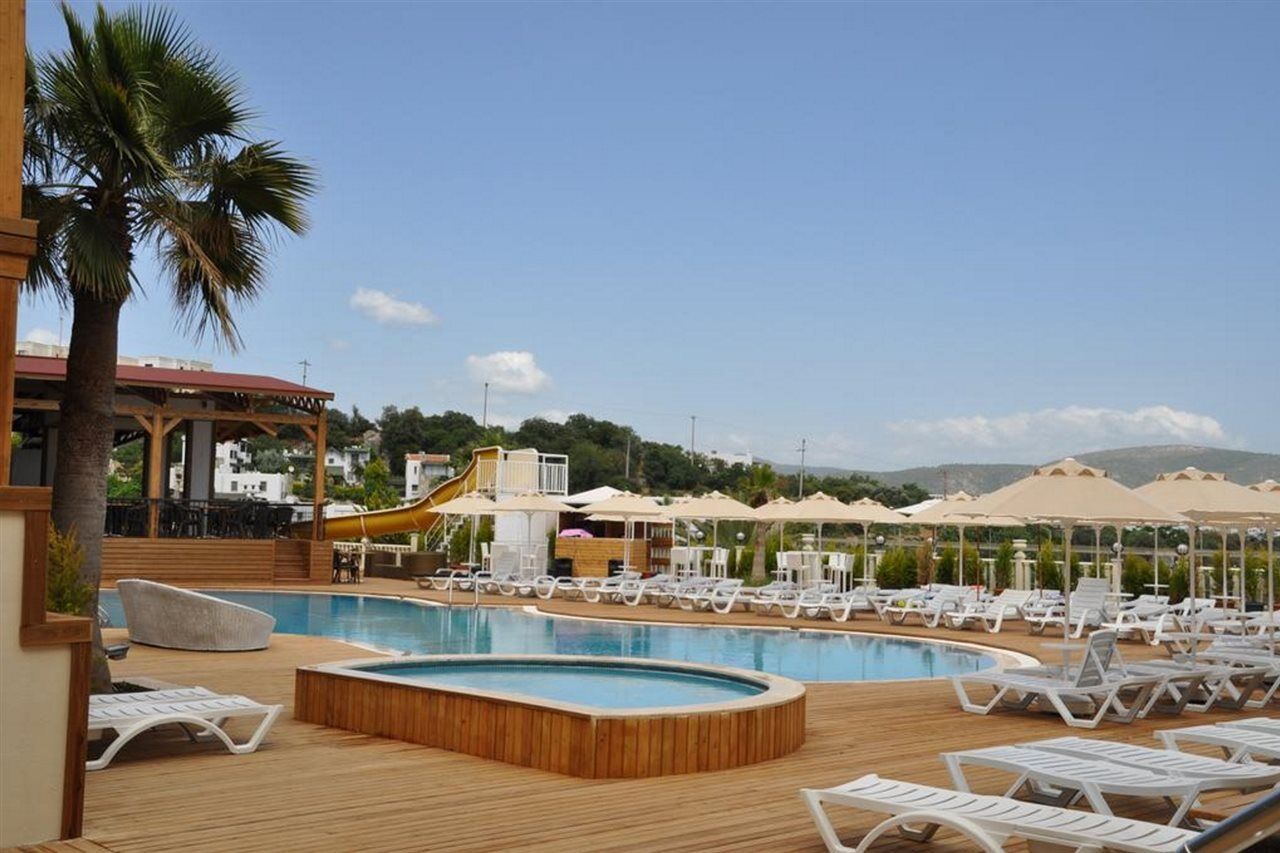 Hotel Poseidon 4*