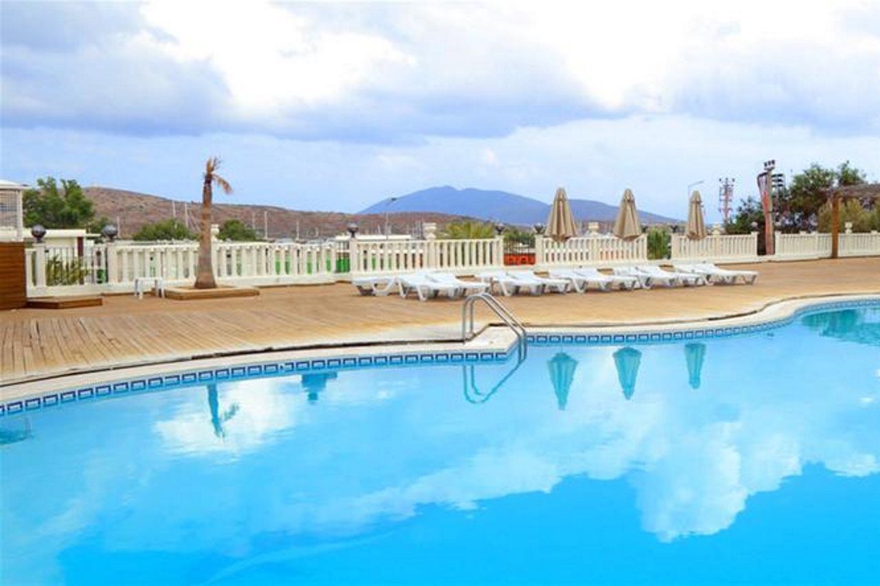 Poseidon Hotel