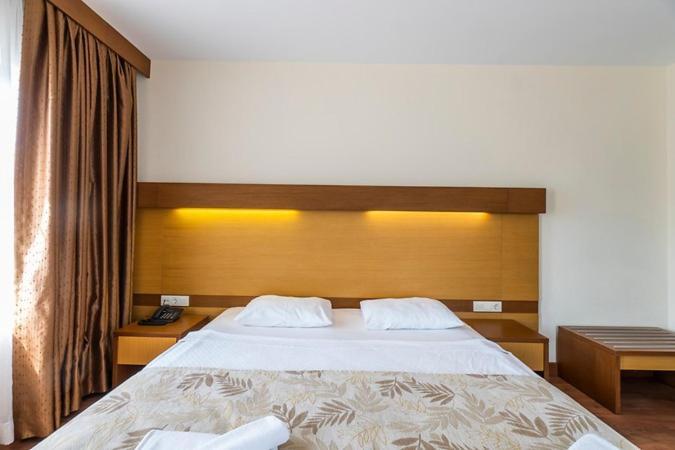 Afytos Resort 3*
