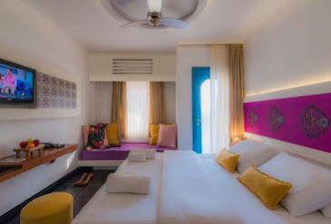 La Local Yalıkavak Otel *