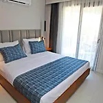 Queen Residences & Apart Hotel