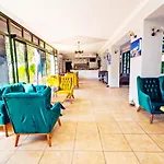 Bleu Nuit Hotel +