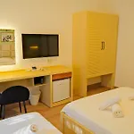 Yalim Hotel