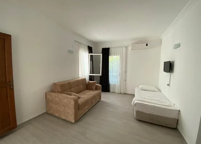 Manolya Hotel