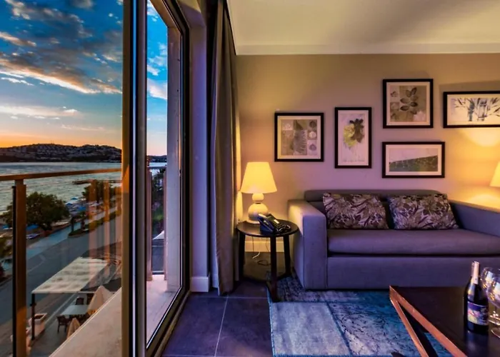 La Local Suites&Spa