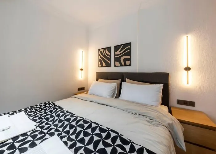 Brand New 2 Bedroom Modern Flat In Bodrum Center