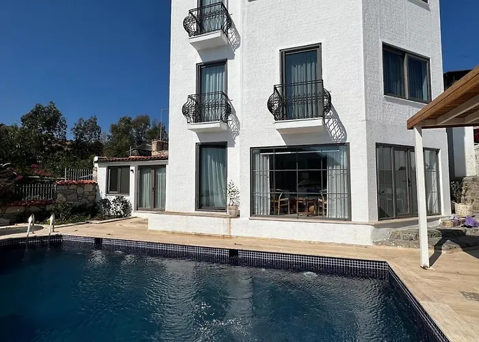 Unique House In Yalikavak With Private Beach