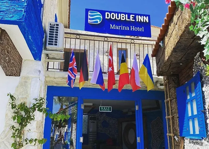 Double Inn Marina Hotel