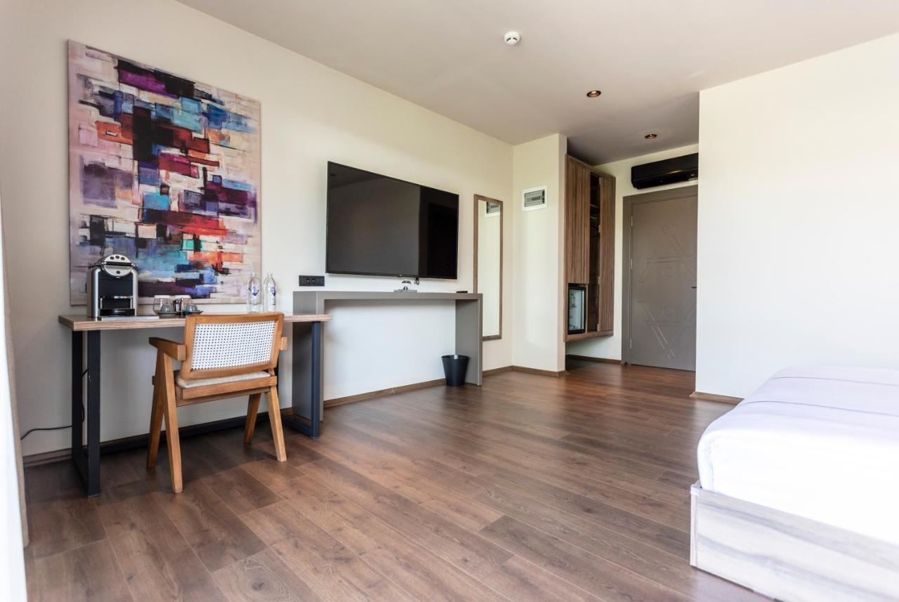 Hotel Khai 4*