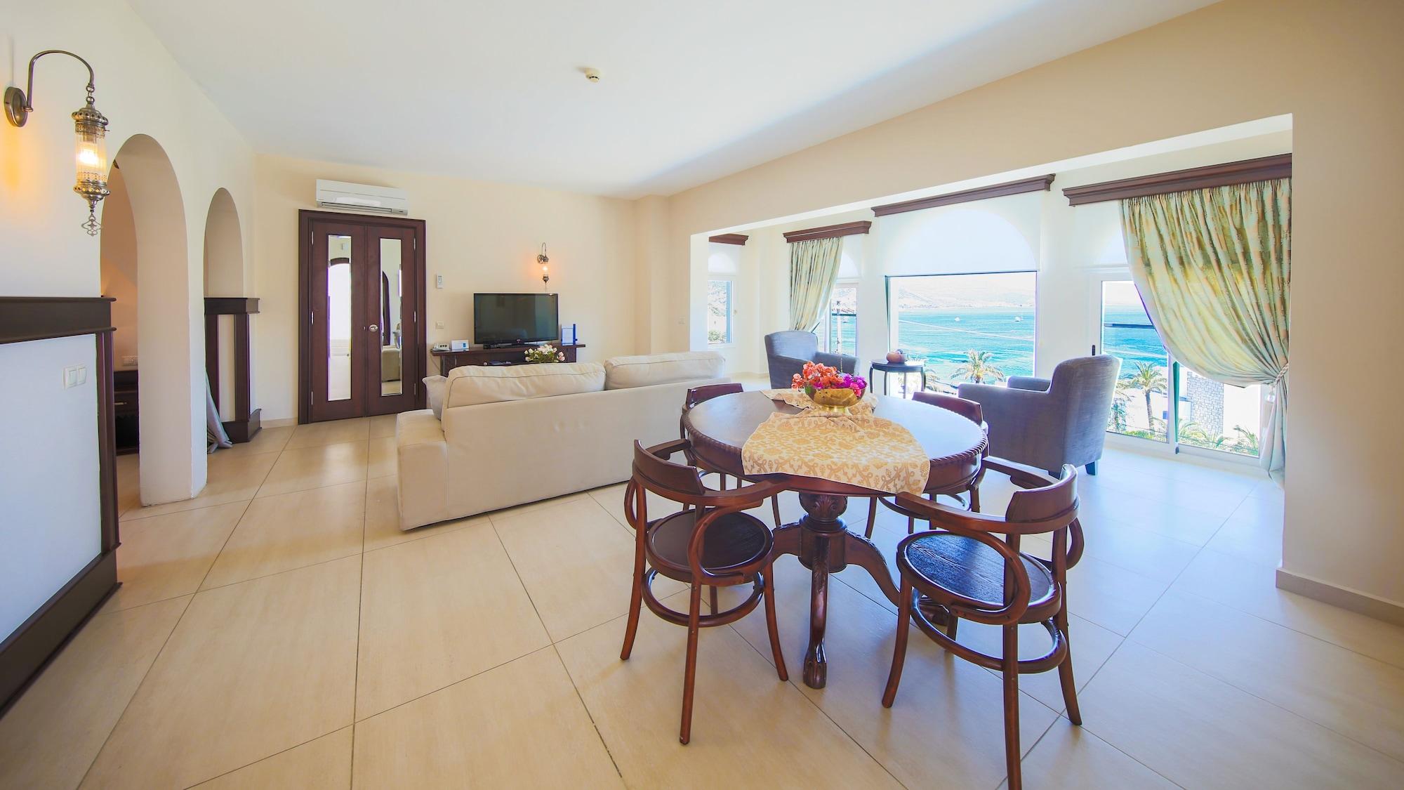 Salmakis & Resort 5*