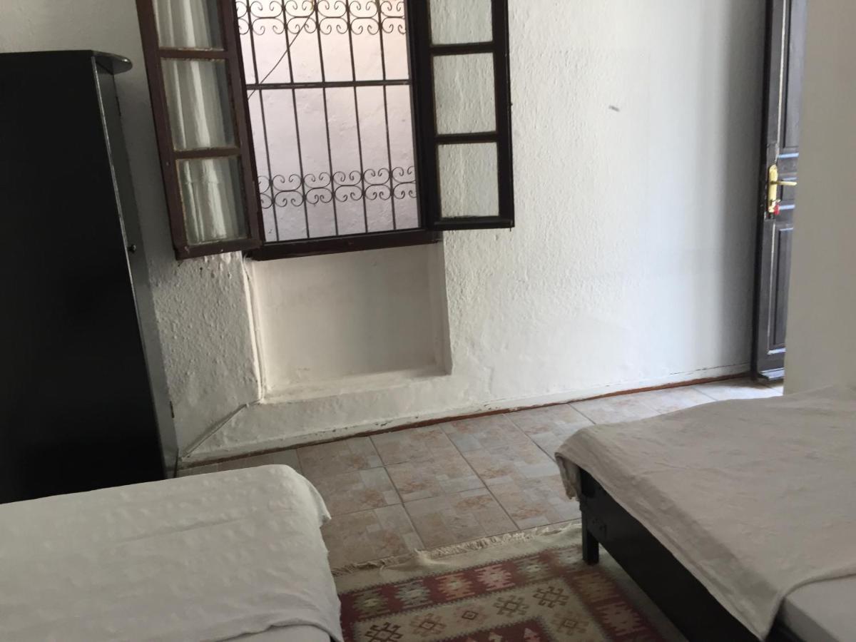 New Sedan Hotel