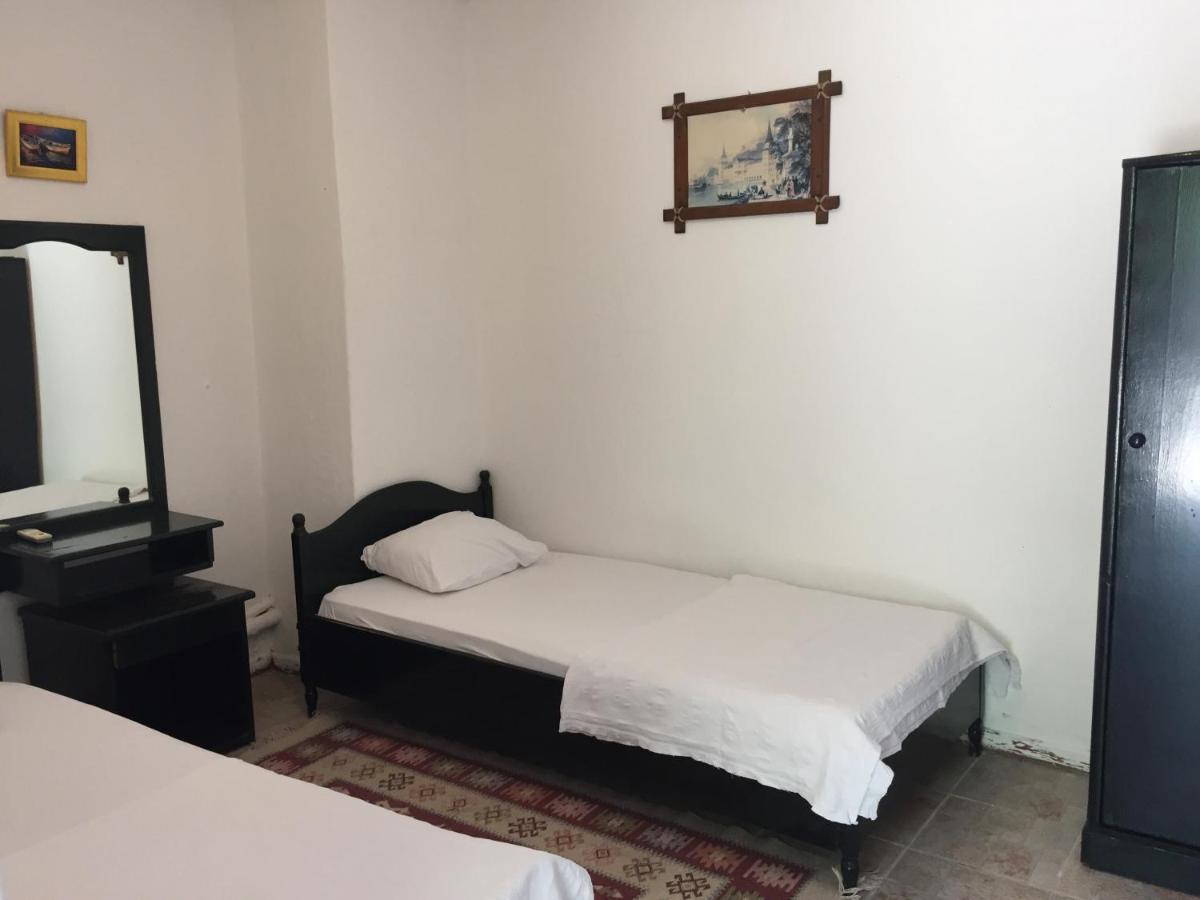 New Sedan Hotel *