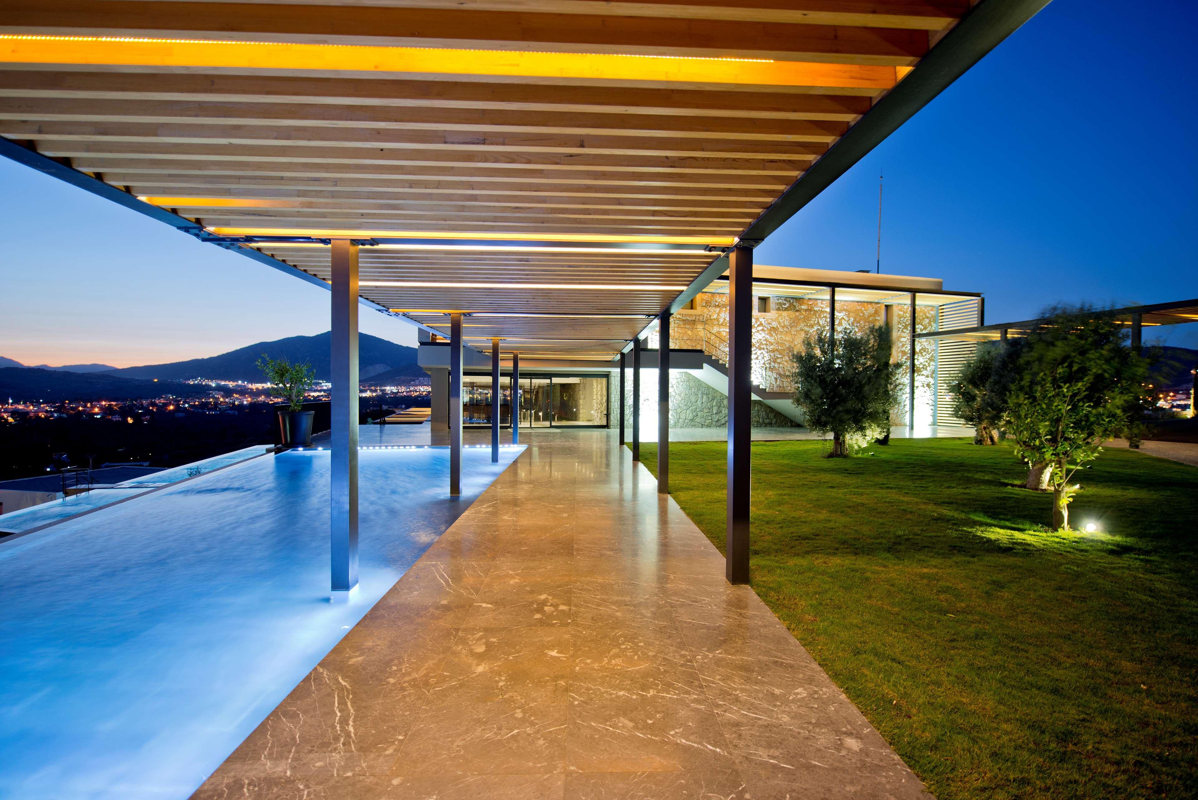 Ramada By Wyndham Bodrum 5*