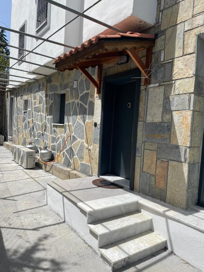Rock Houses Gundogan Apartment