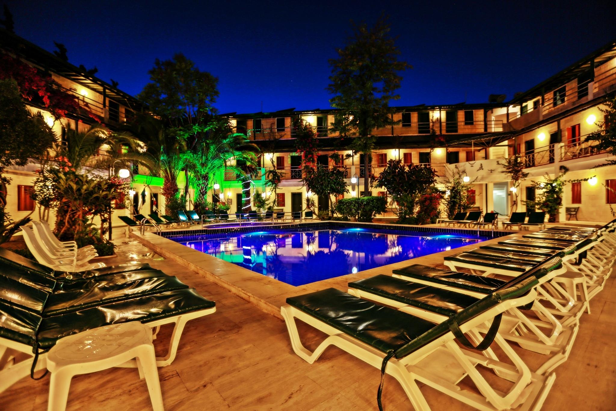 Skylife Hotel