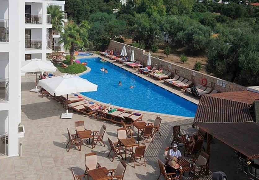 Queen By Important Group Travel Aparthotel 3*