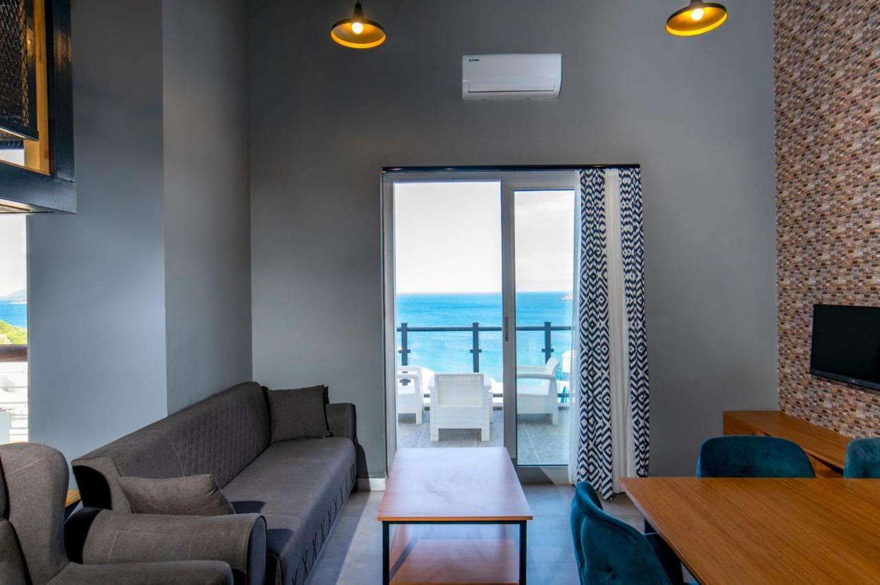 Hotel Middle Town 4*