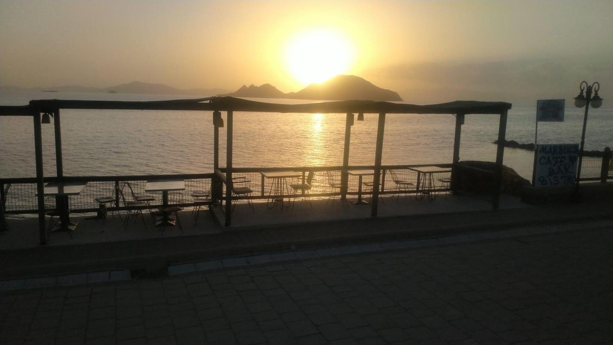 Mar Otel *