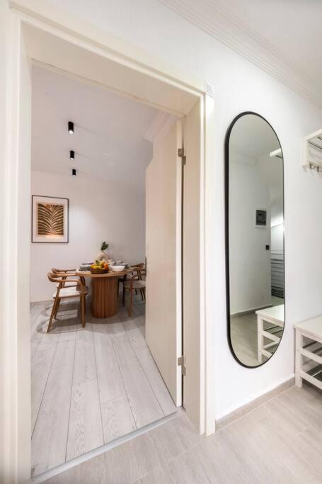 Brand New 2 Bedroom Modern Flat In Center