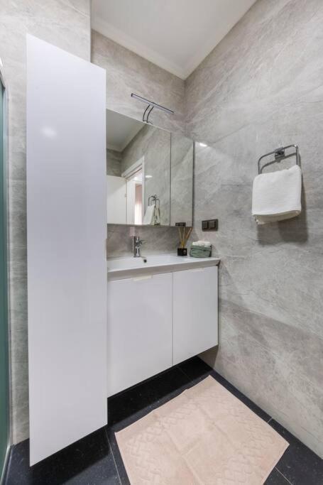 Brand New 2 Bedroom Modern Flat In Center Apartment Bodrum