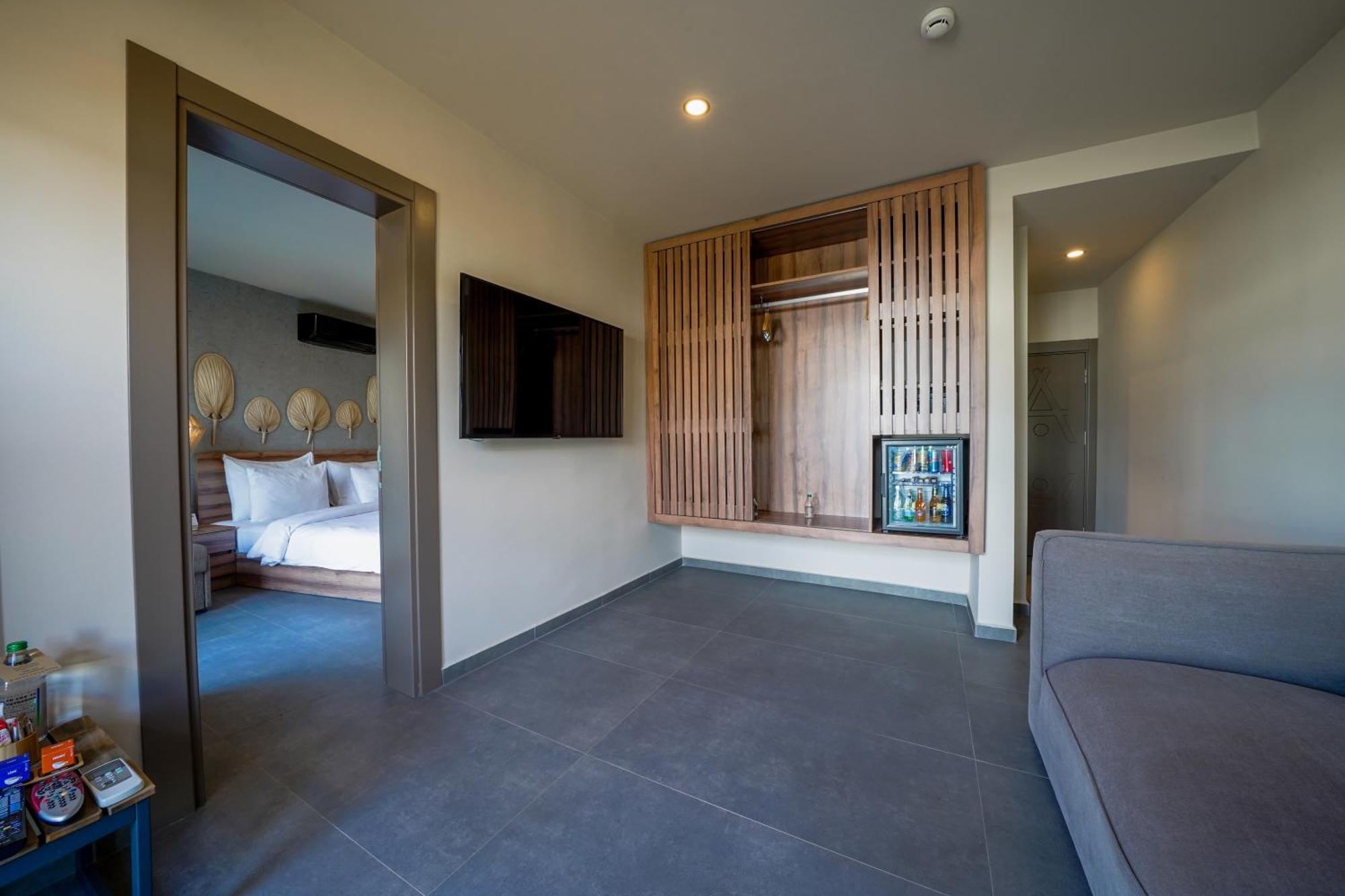 Hotel Khai 4*