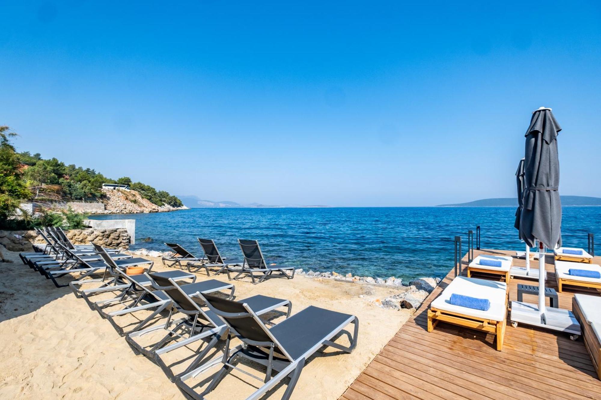 Isolina Hotel *